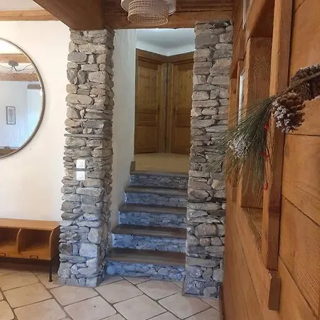 Dans Ferme 7 Personnes Apartment *